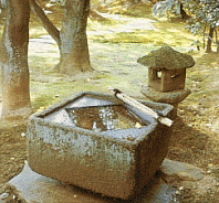 [ Hand-washing basin at Katsura, Kyoto ]