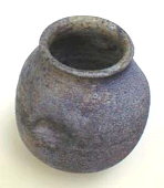 [ Return to Malcolm Wright ash glaze vase! ]